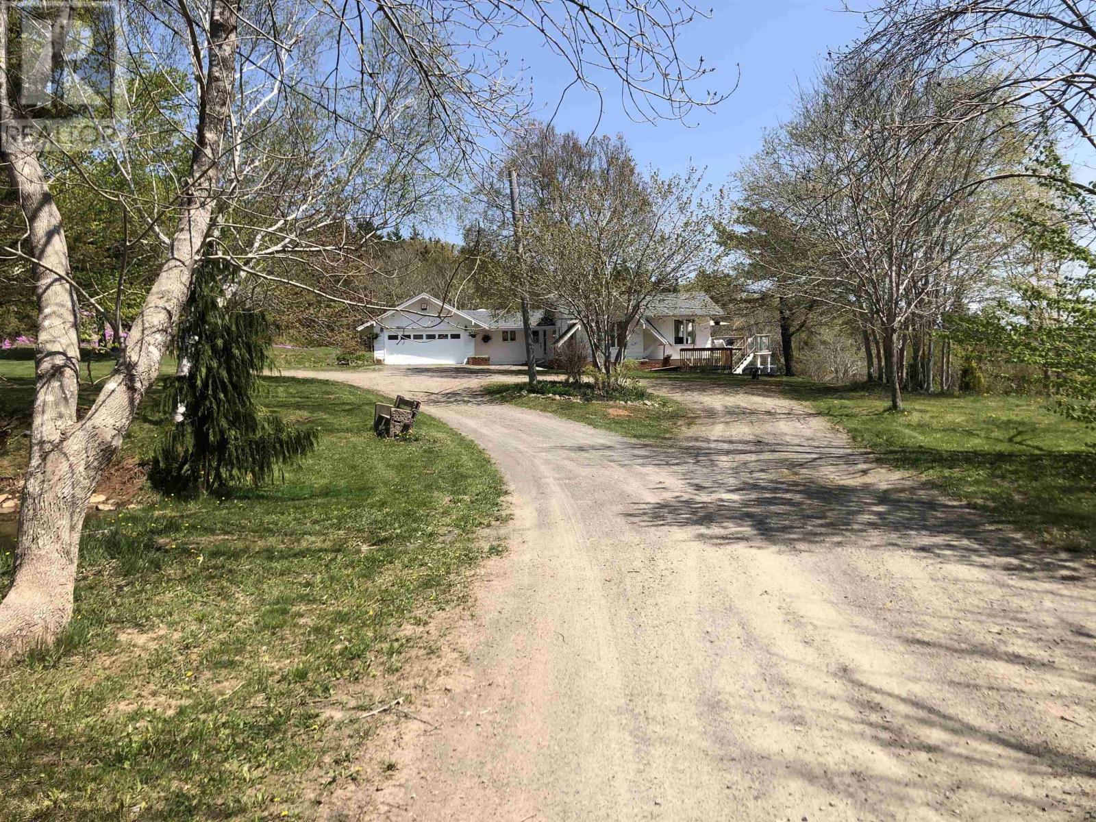 For sale 68 Hillside Drive, Roxville, Nova Scotia B0V1A0 202300356