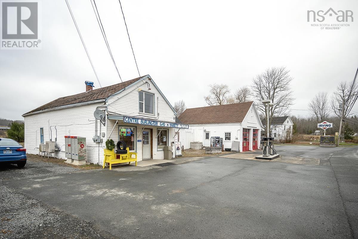For sale 3324/3326/3328 Highway 215, Centre Burlington, Nova Scotia