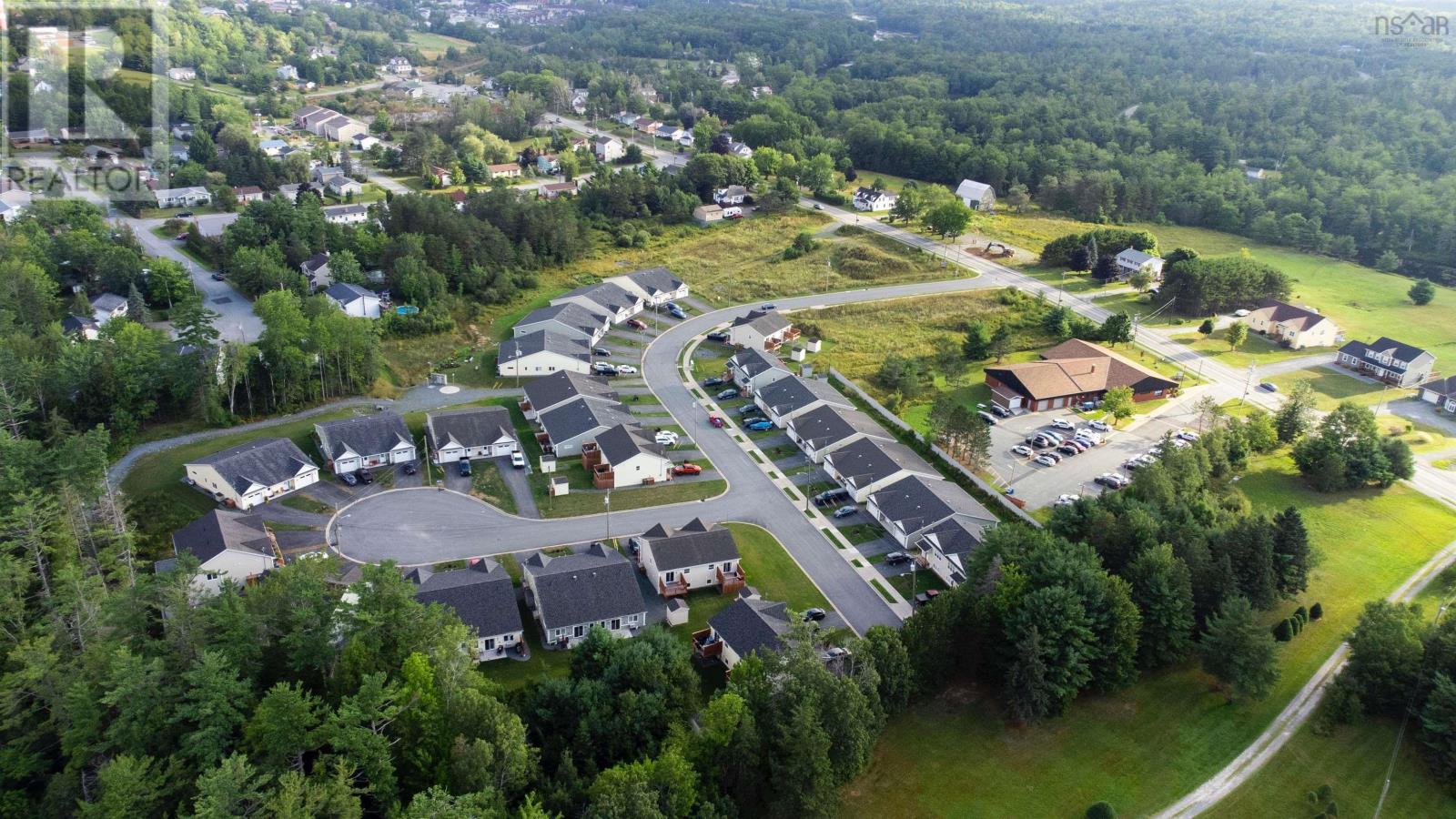 For sale 130 Highway 2, Enfield, Nova Scotia B2T1C8 202220609