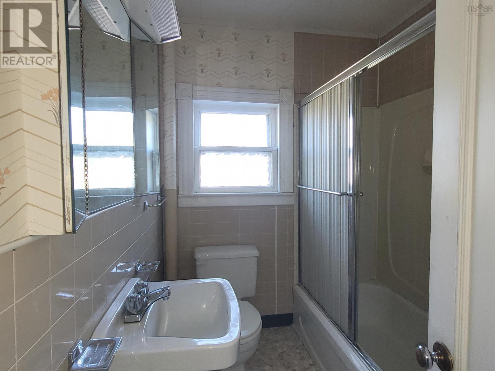 For sale 330 Central Port Mouton Road, Port Mouton, Nova Scotia B0T1T0