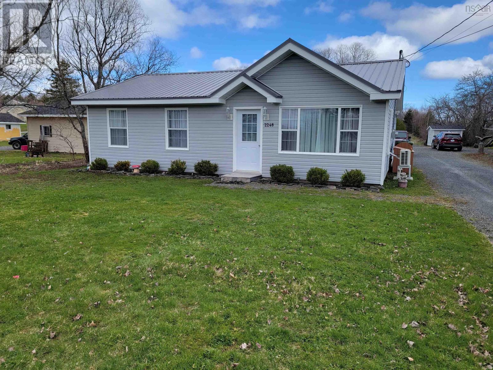 For sale 2248 Cowan Street, Westville, Nova Scotia B0K2A0 202225659 REALTOR.ca
