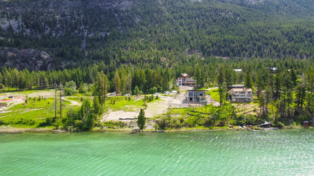 For sale 8785 GRAINGER ROAD, Canal Flats, British Columbia V0B1B0 2468943 REALTOR.ca