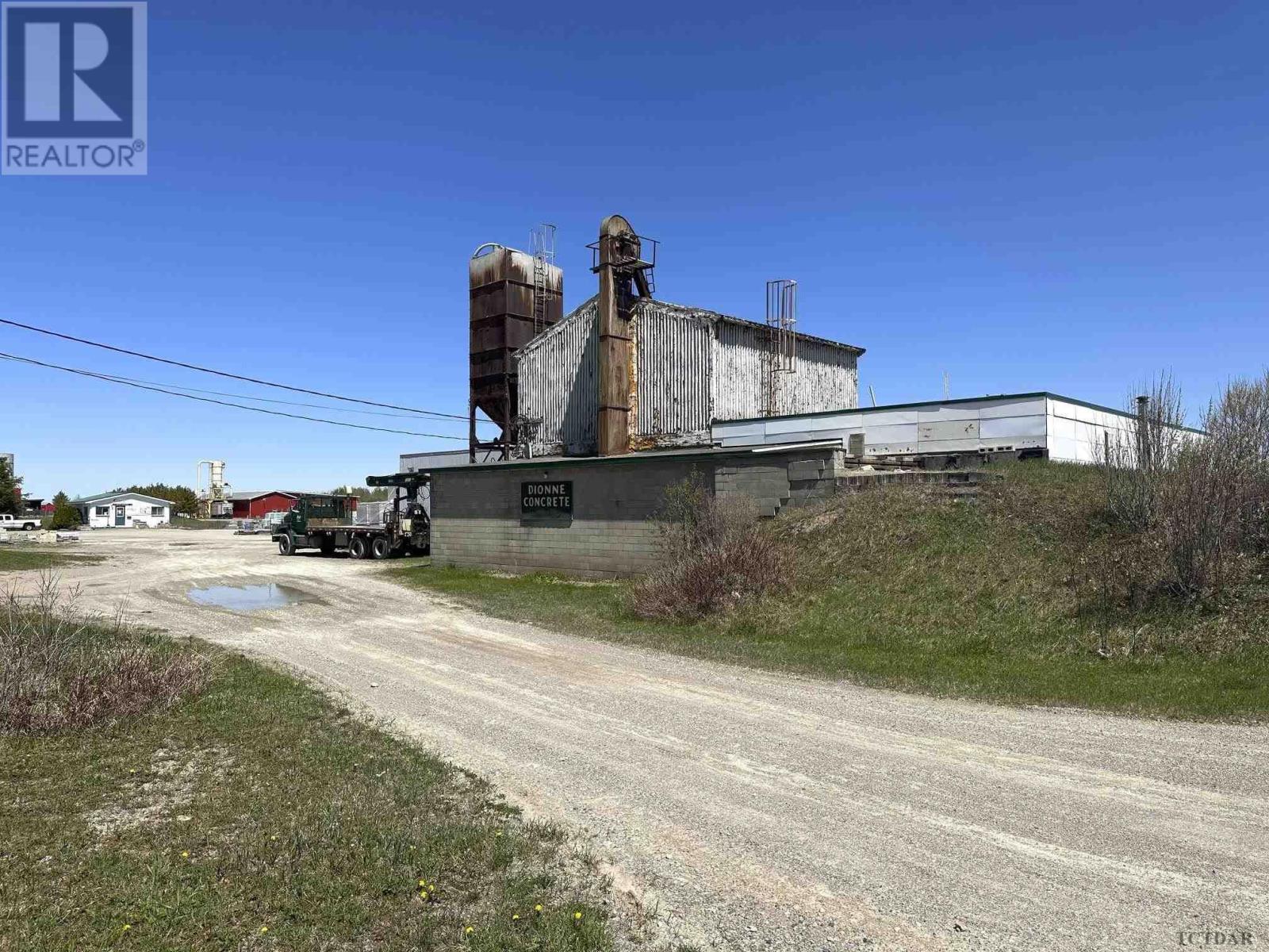 For sale 332407 Highway 11 N, Earlton, Ontario P0J1E0 TM230237