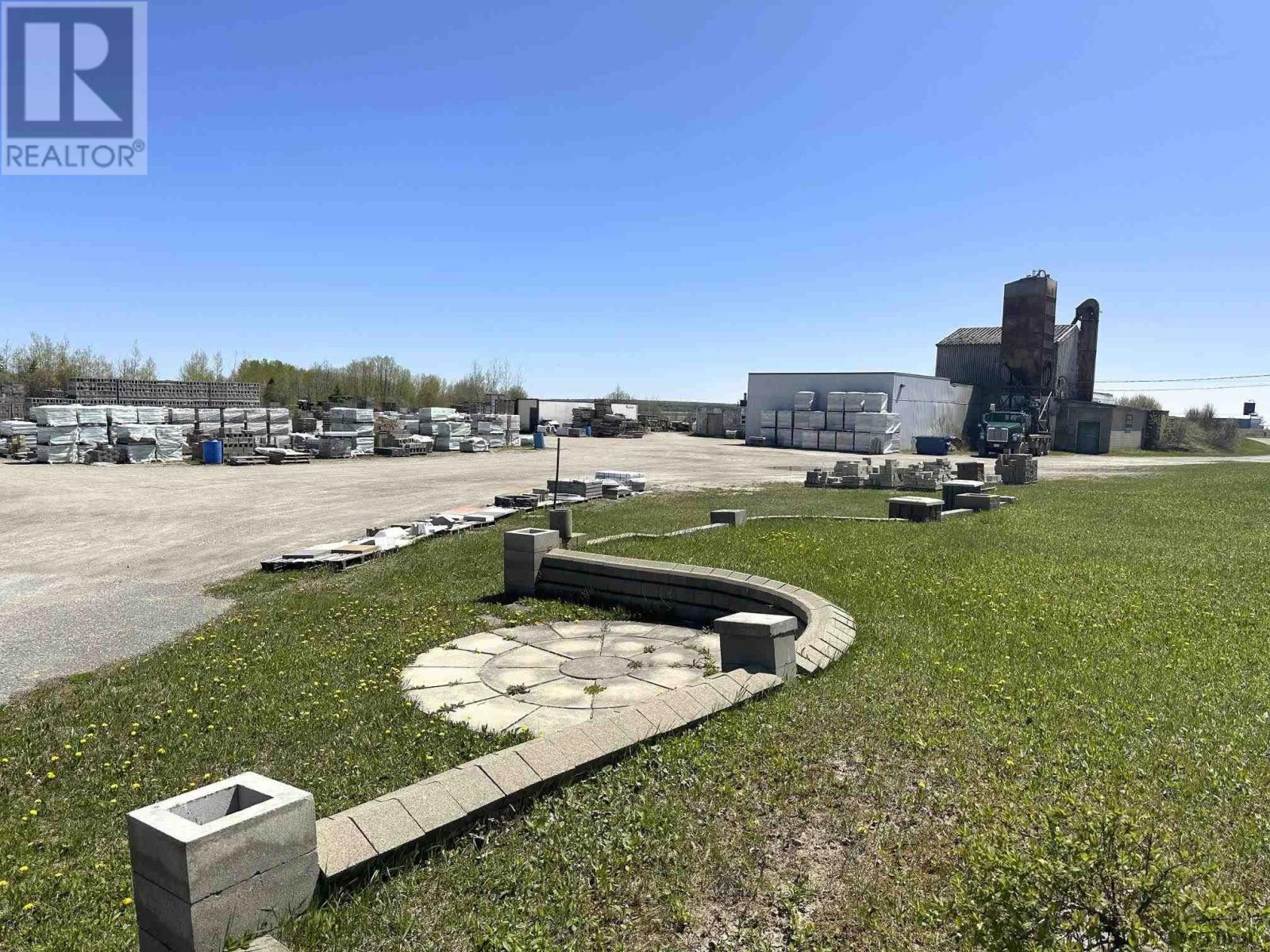 For sale 332407 Highway 11 N, Earlton, Ontario P0J1E0 TM230237