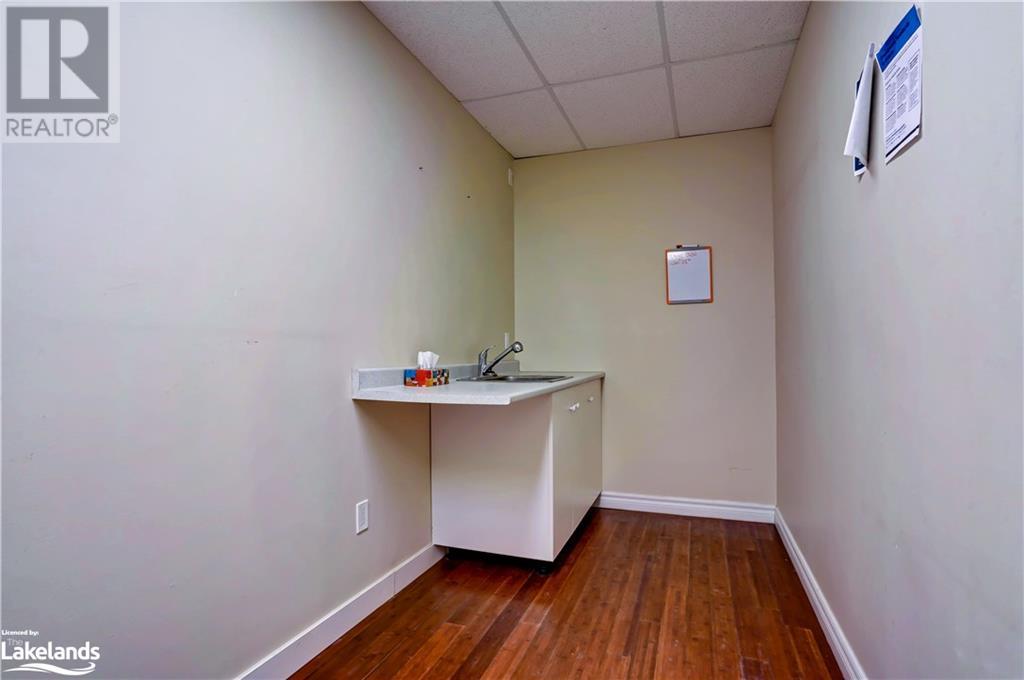 For lease 27 WEST Street S Unit C, Orillia, Ontario L3V5G2 40377188