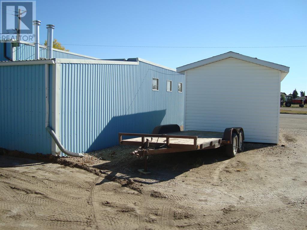 For sale 116 First Avenue, Trochu, Alberta T0M2C0 A2003286 REALTOR.ca