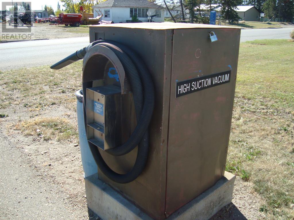 For sale 116 First Avenue, Trochu, Alberta T0M2C0 A2003286 REALTOR.ca