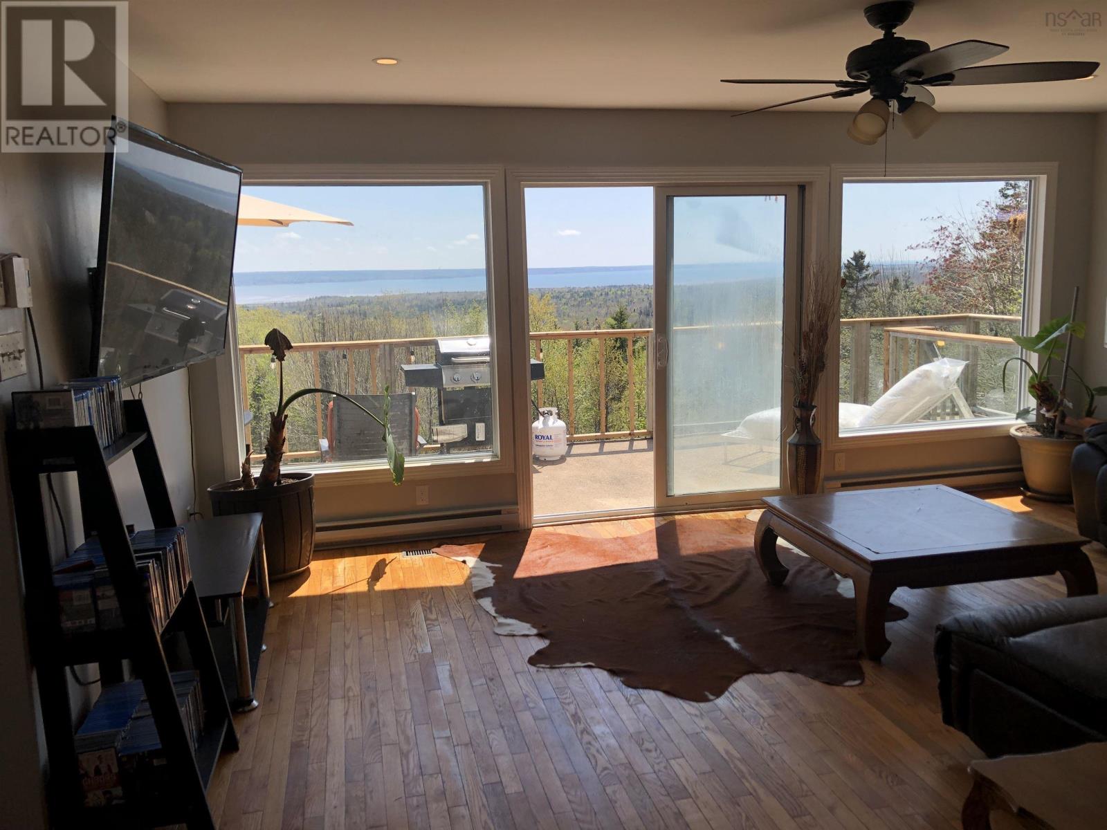 For sale 68 Hillside Drive, Roxville, Nova Scotia B0V1A0 202300356