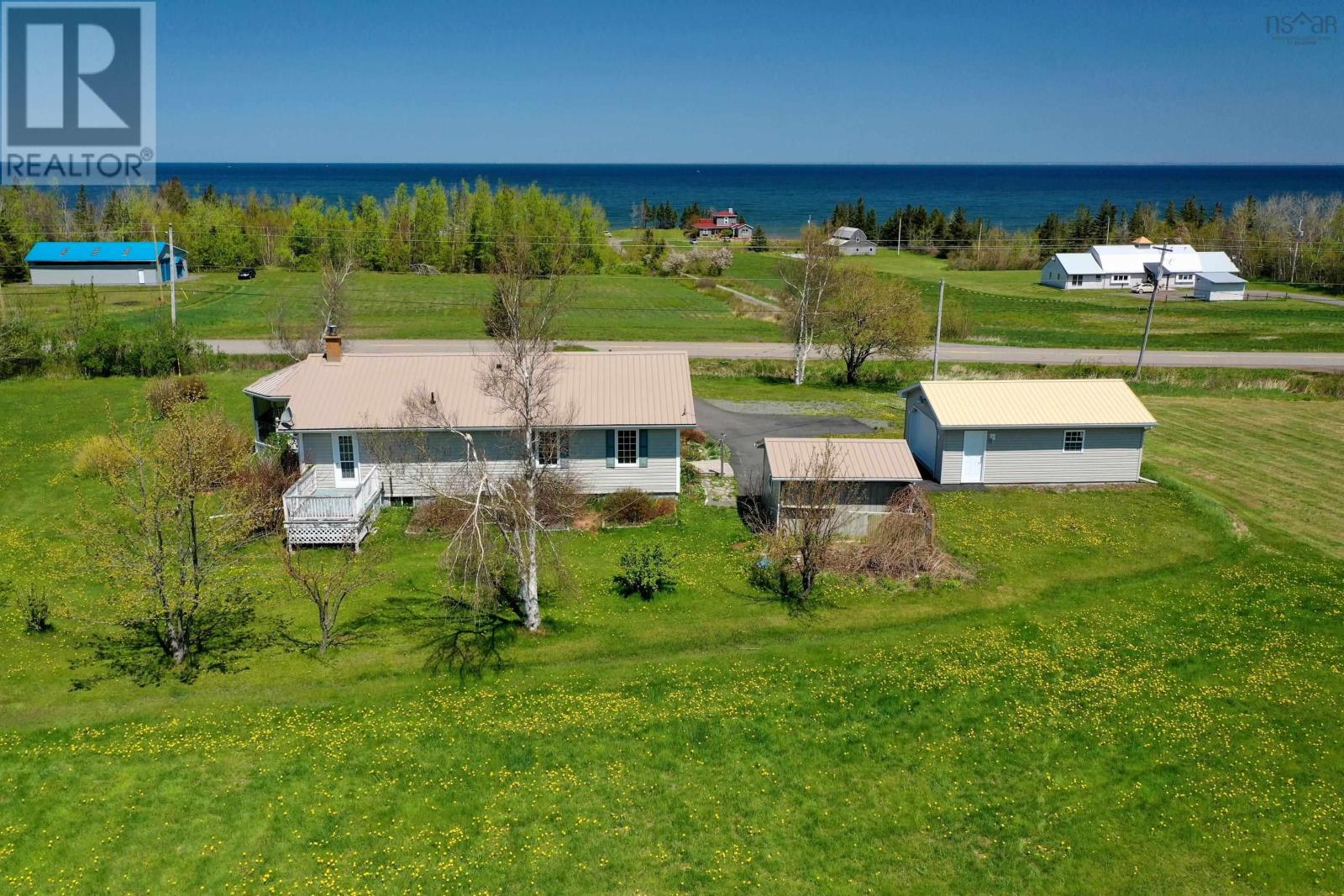 For sale 1576 Gulf Shore Road, Pugwash, Nova Scotia B0K1L0 202305337