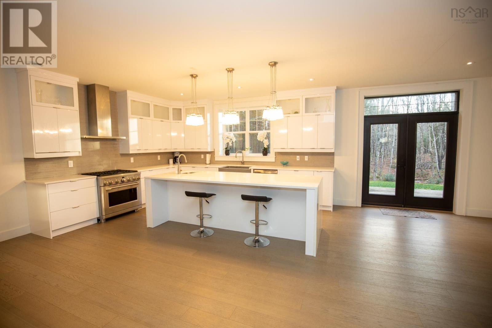 For sale 8 Poplar Way, Ardoise, Nova Scotia B0N3A0 202226261