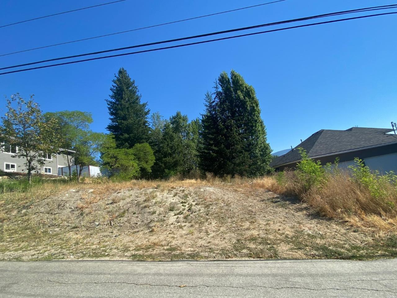 For sale 830 GORDON AVENUE, Warfield, British Columbia V1R4W7