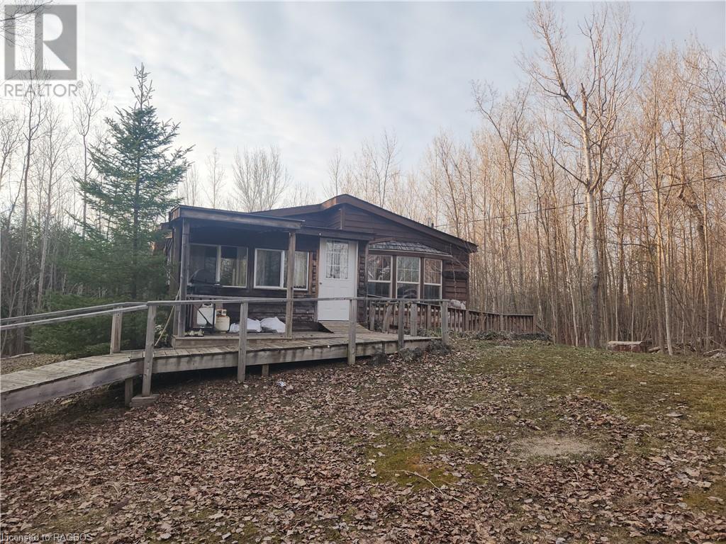 For sale 41 MAPLE Drive, Miller Lake, Ontario N0H1Z0 40402709