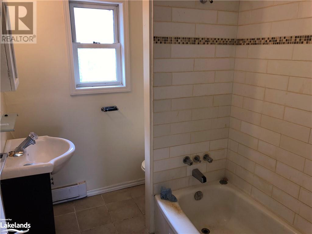 For sale 10356 HWY 124, Sundridge, Ontario P0A1Z0 40407641 REALTOR.ca