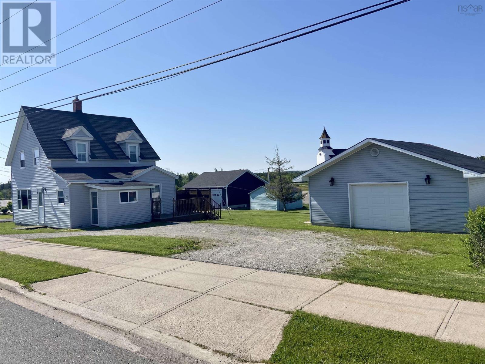 For sale 132 Grandique Ferry Road, Louisdale, Nova Scotia B0E1V0 202307096 REALTOR.ca