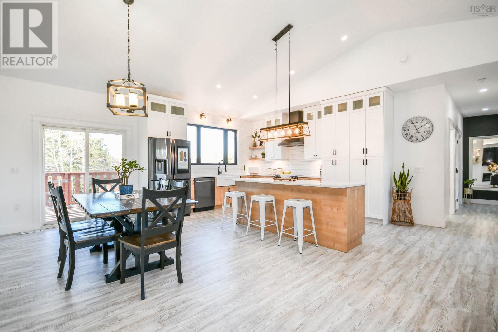 For sale 548 Cobequid Road, Lower Sackville, Nova Scotia B4C4G1 202227019 REALTOR.ca