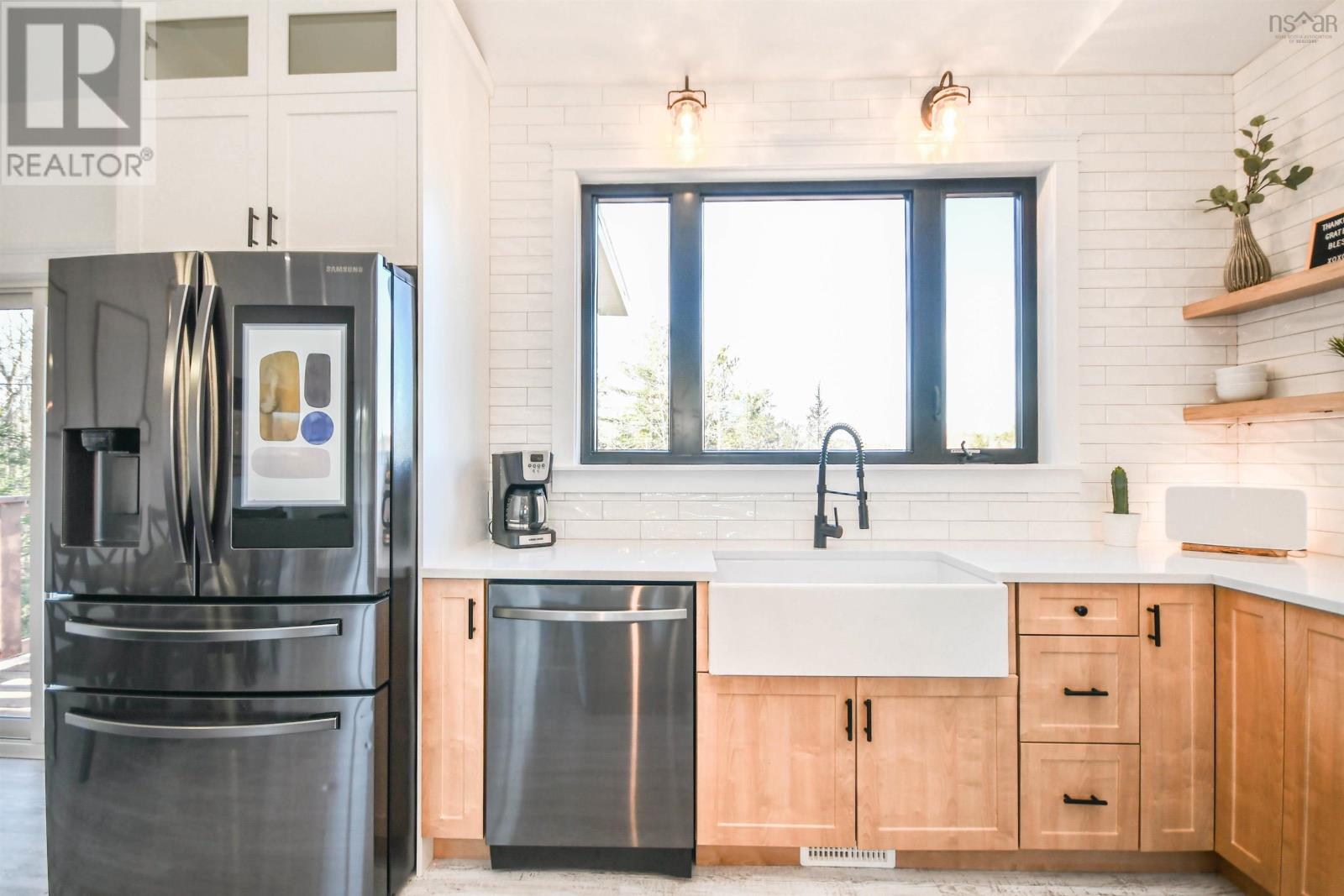 For sale 548 Cobequid Road, Lower Sackville, Nova Scotia B4C4G1 202227019 REALTOR.ca