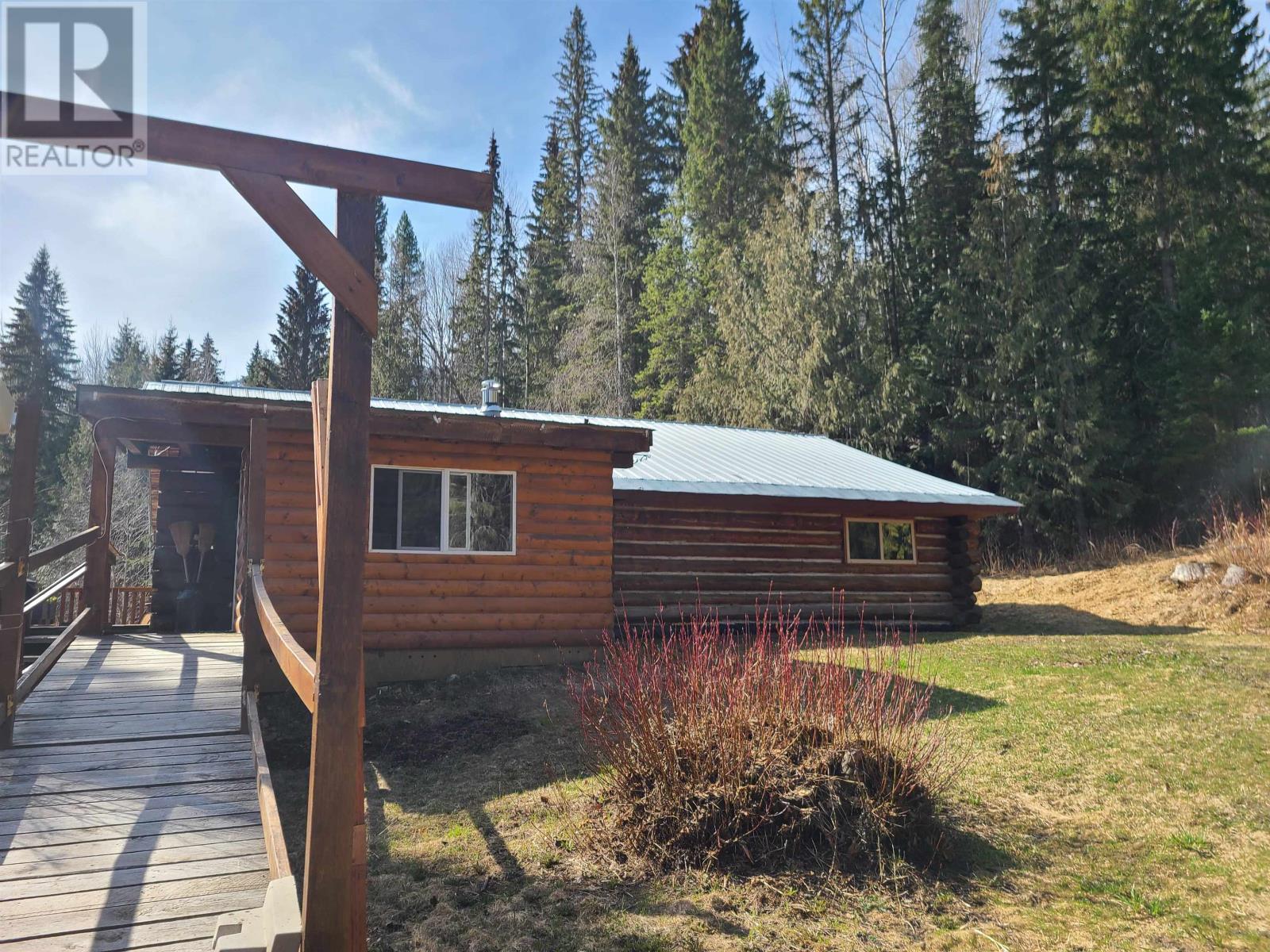 For sale 9509 DUNSTERCROYDON ROAD, McBride, British Columbia V0J1J0