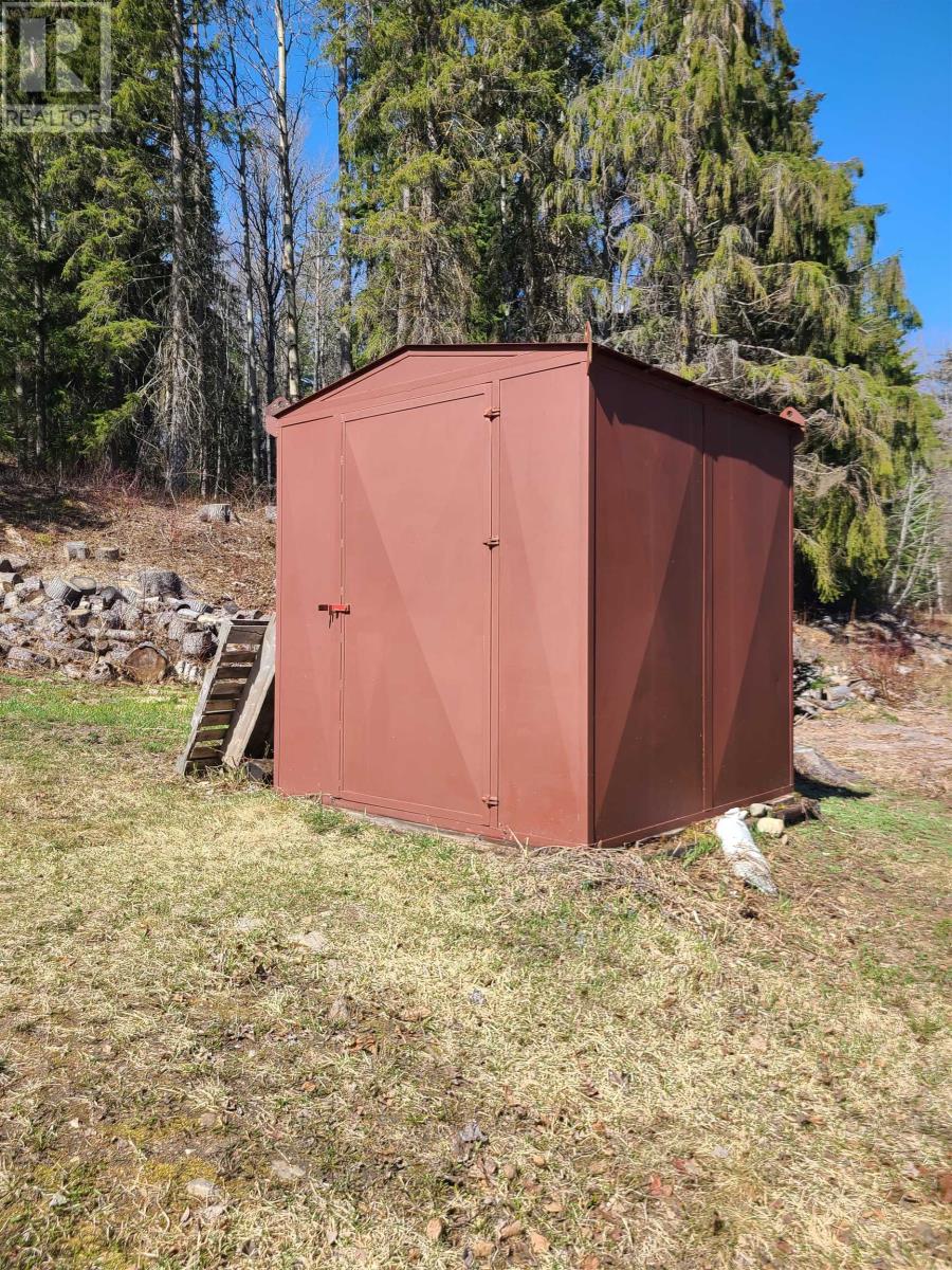 For sale 9509 DUNSTERCROYDON ROAD, McBride, British Columbia V0J1J0