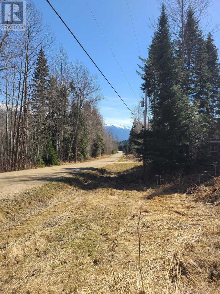 For sale 9509 DUNSTERCROYDON ROAD, McBride, British Columbia V0J1J0