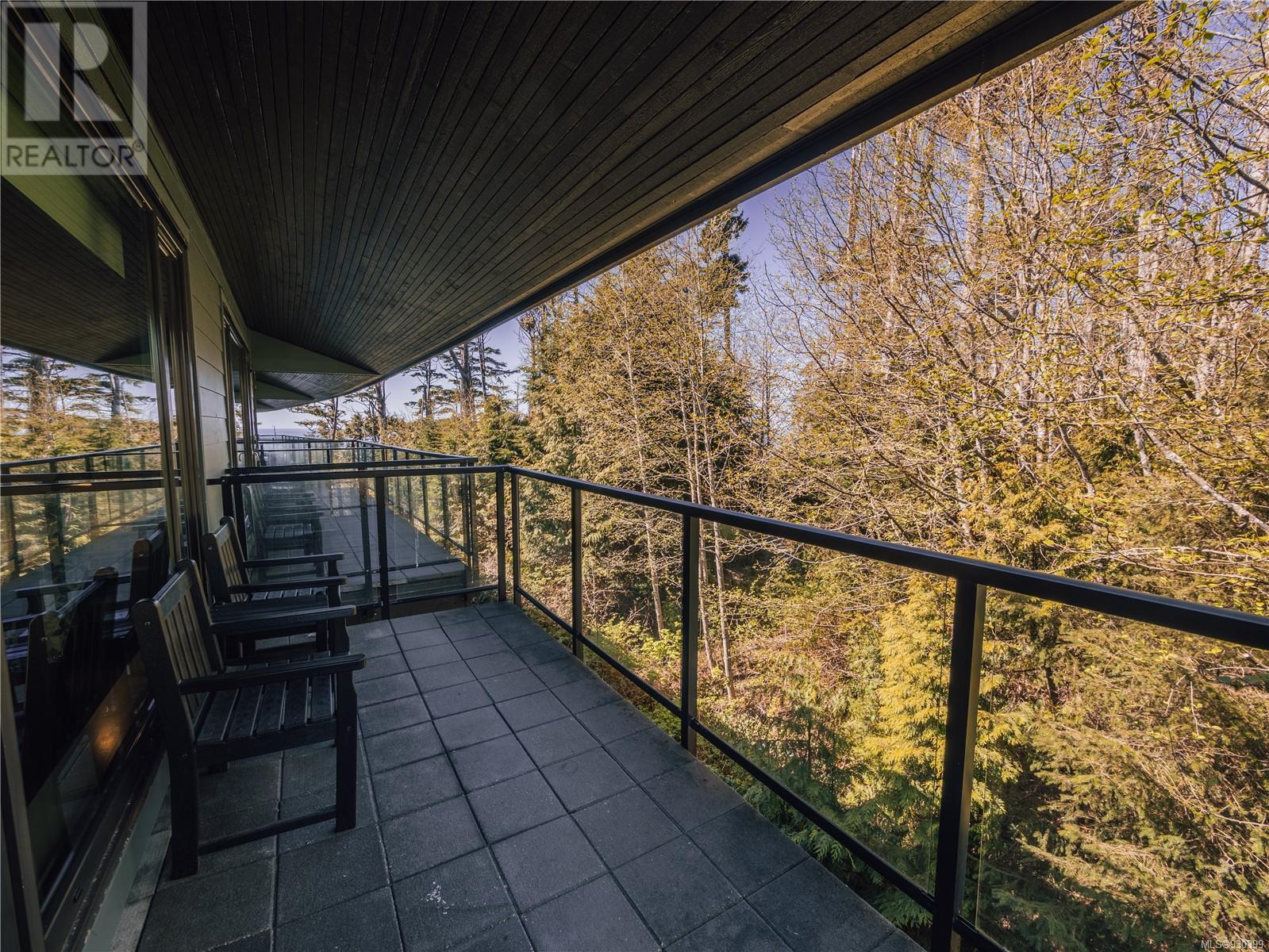 For sale 424 596 Marine Dr, Ucluelet, British Columbia V0R3A0 930399