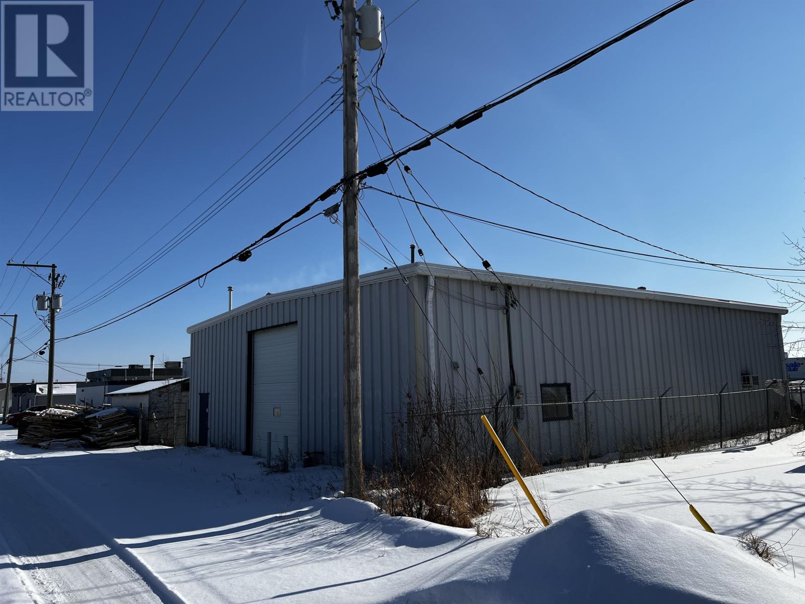 For lease 10528 ALASKA ROAD, Fort St. John, British Columbia V1J1B3