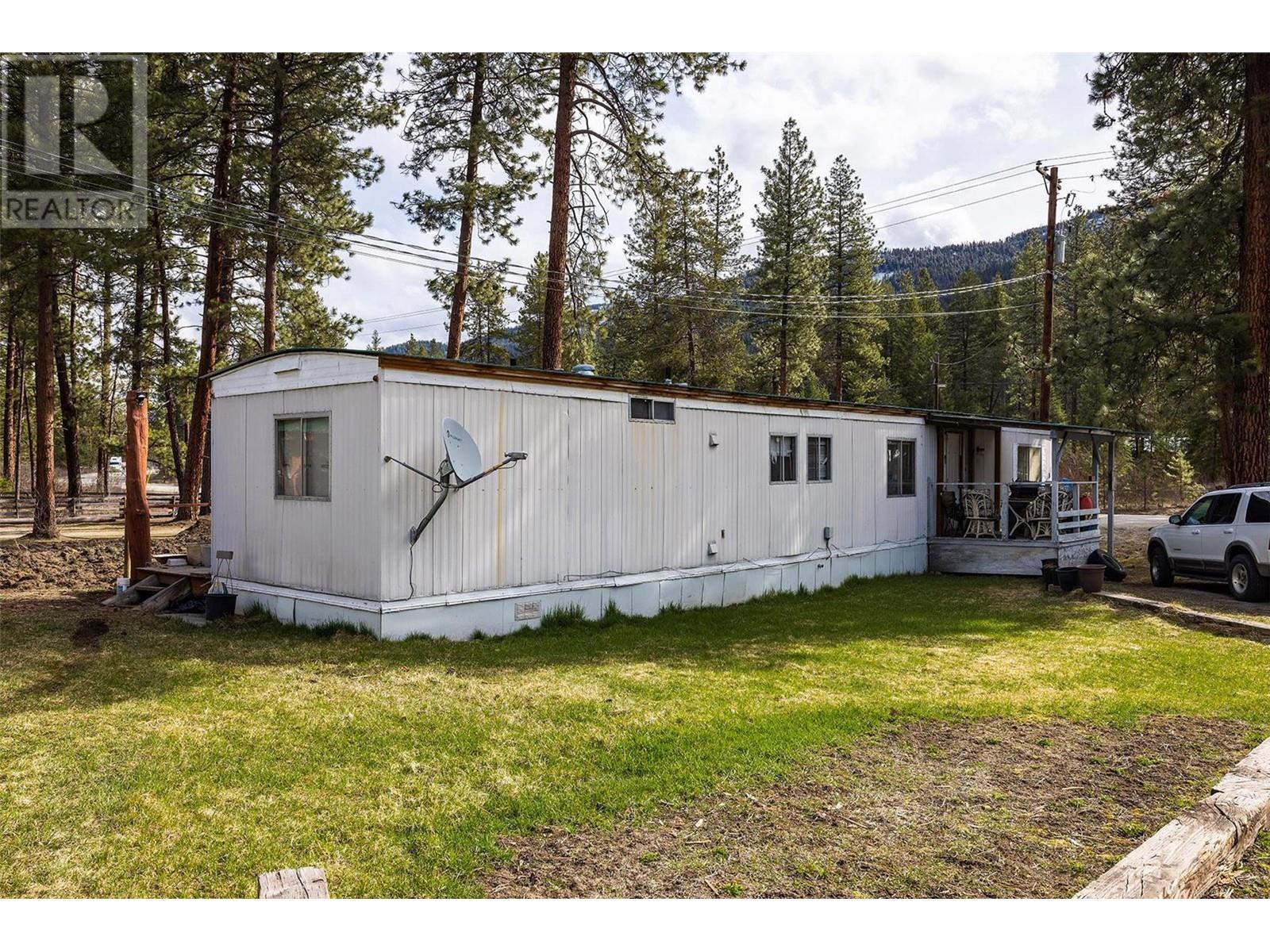 For sale 85 Ernest Avenue, Beaverdell, British Columbia V0H1A0