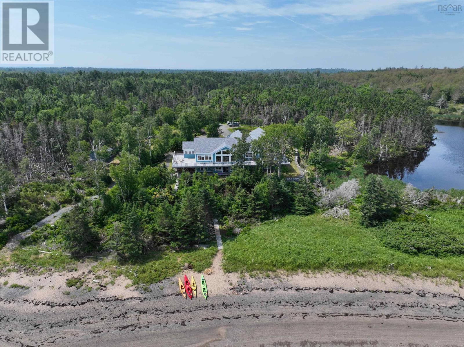 For sale 24 Fir Court, Heckmans Island, Nova Scotia B0J2C0 202302347