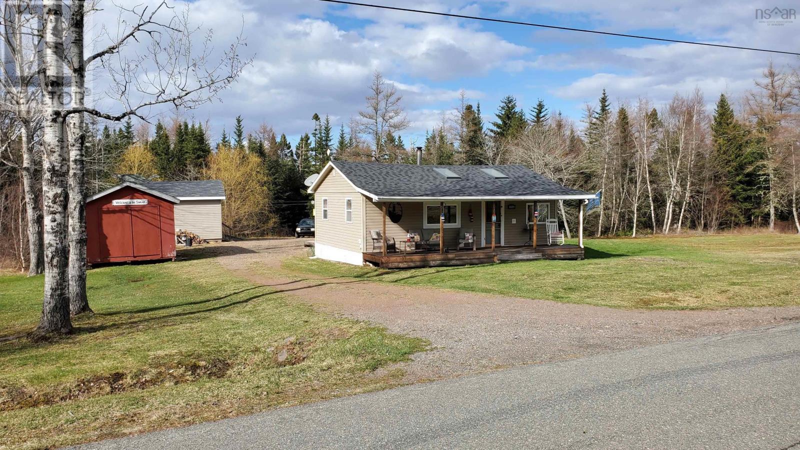For sale 3063 Apple River Road, Apple River, Nova Scotia B0M1S0