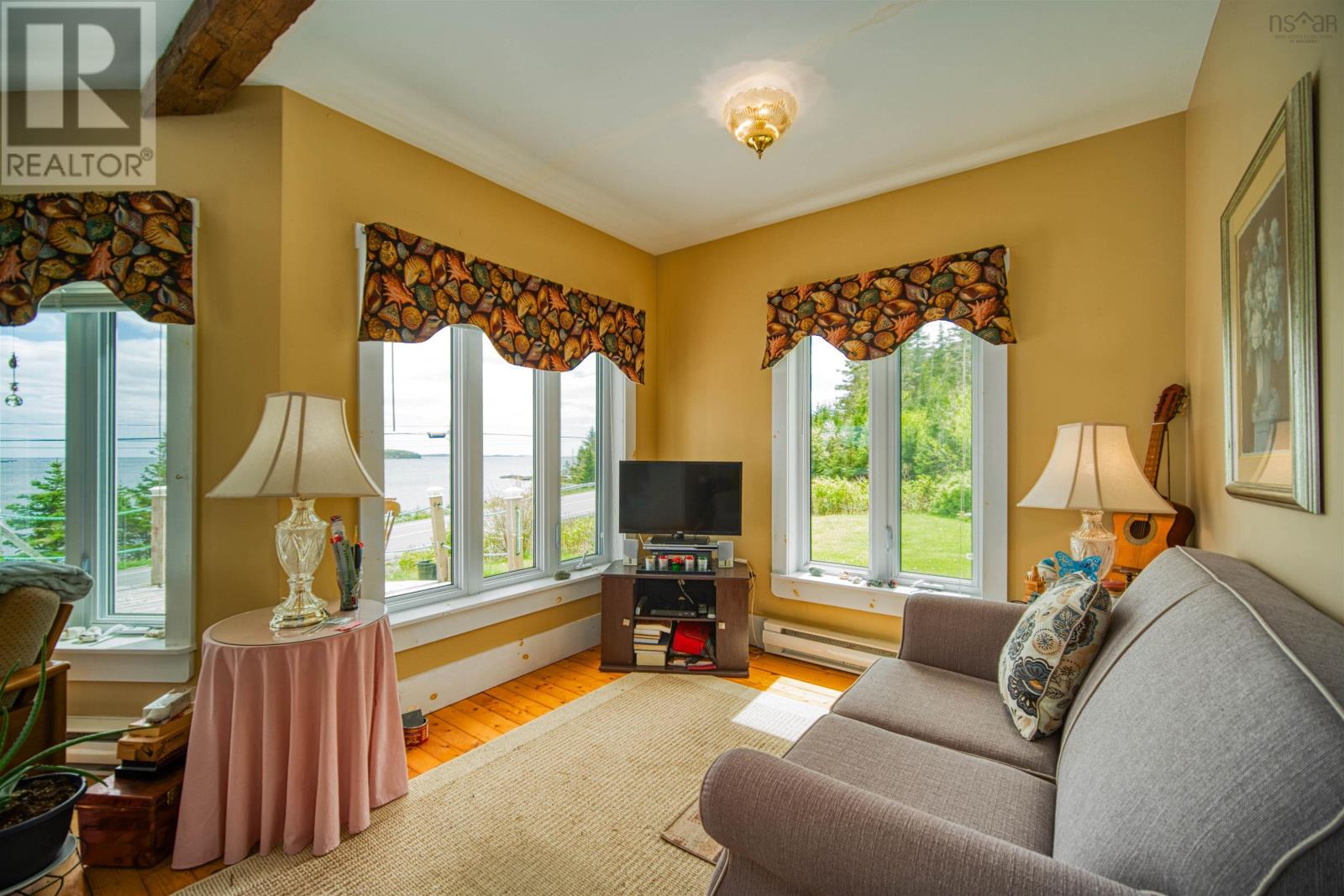 For sale 25245 Highway 7, Port Dufferin, Nova Scotia B0J2R0