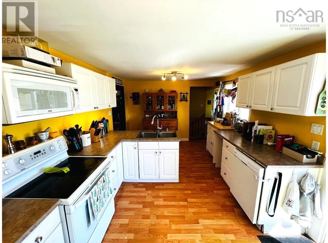 1052 Belmont Road, Belmont, Nova Scotia B0N2A0 REALTOR.ca