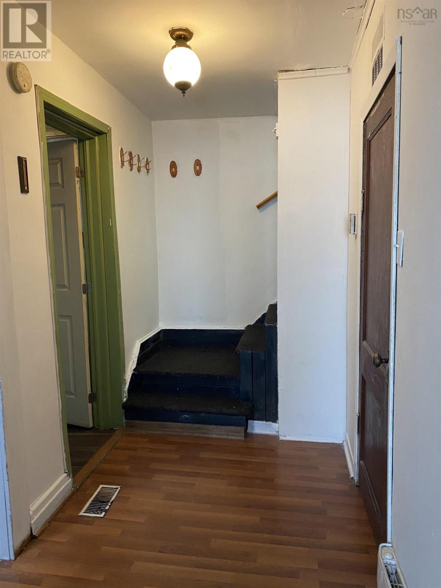 For sale 3 Devoe Street, Sydney Mines, Nova Scotia B1V3B5 202307524