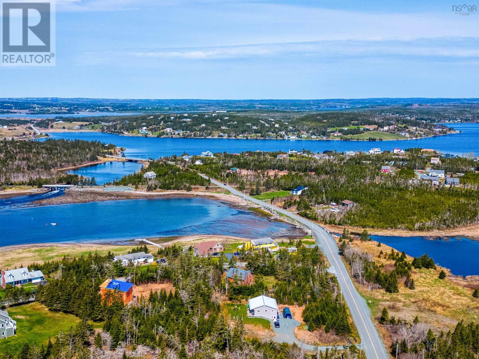 9 Spruce, Three Fathom Harbour, Nova Scotia B0J2L0 REALTOR.ca