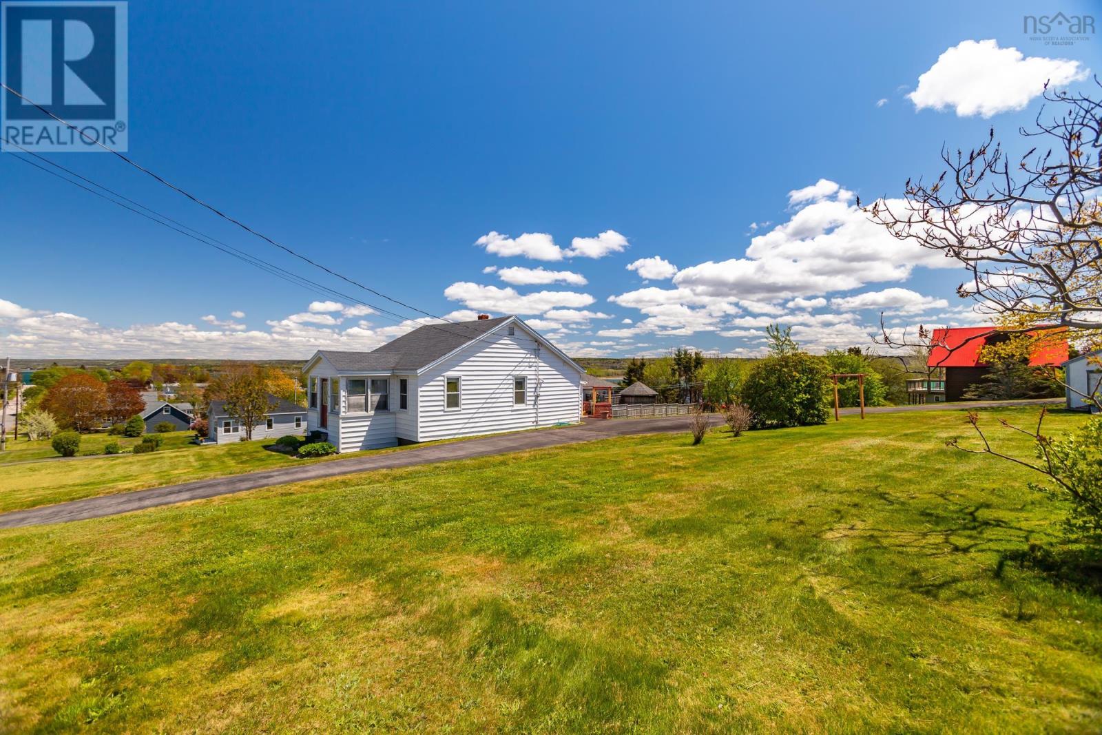 For sale 57 St Marys Street, Digby, Nova Scotia B0V1A0 202309792