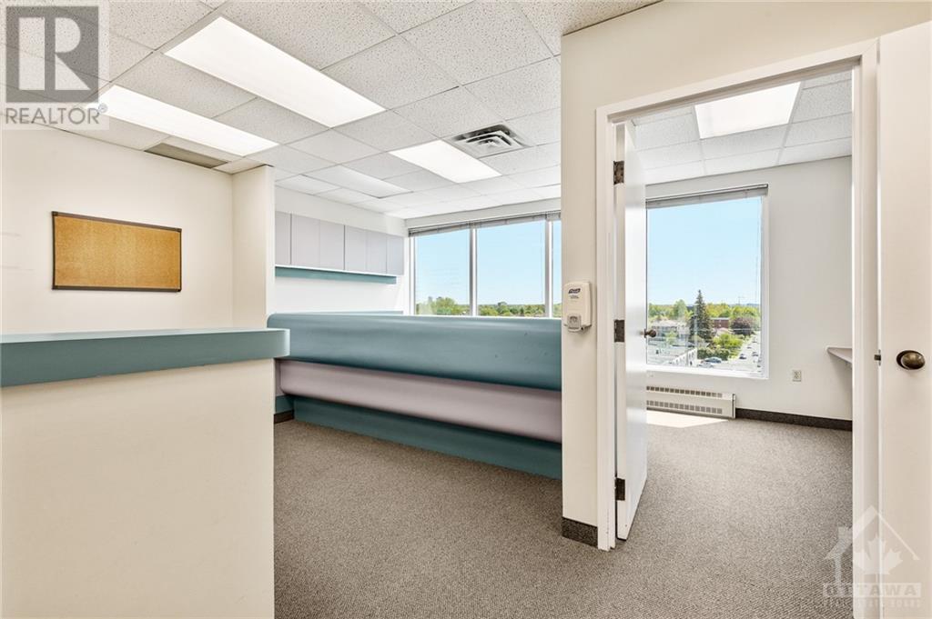 À louer 595 MONTREAL ROAD UNIT200, Ottawa, Ontario K1K4L2 1343937