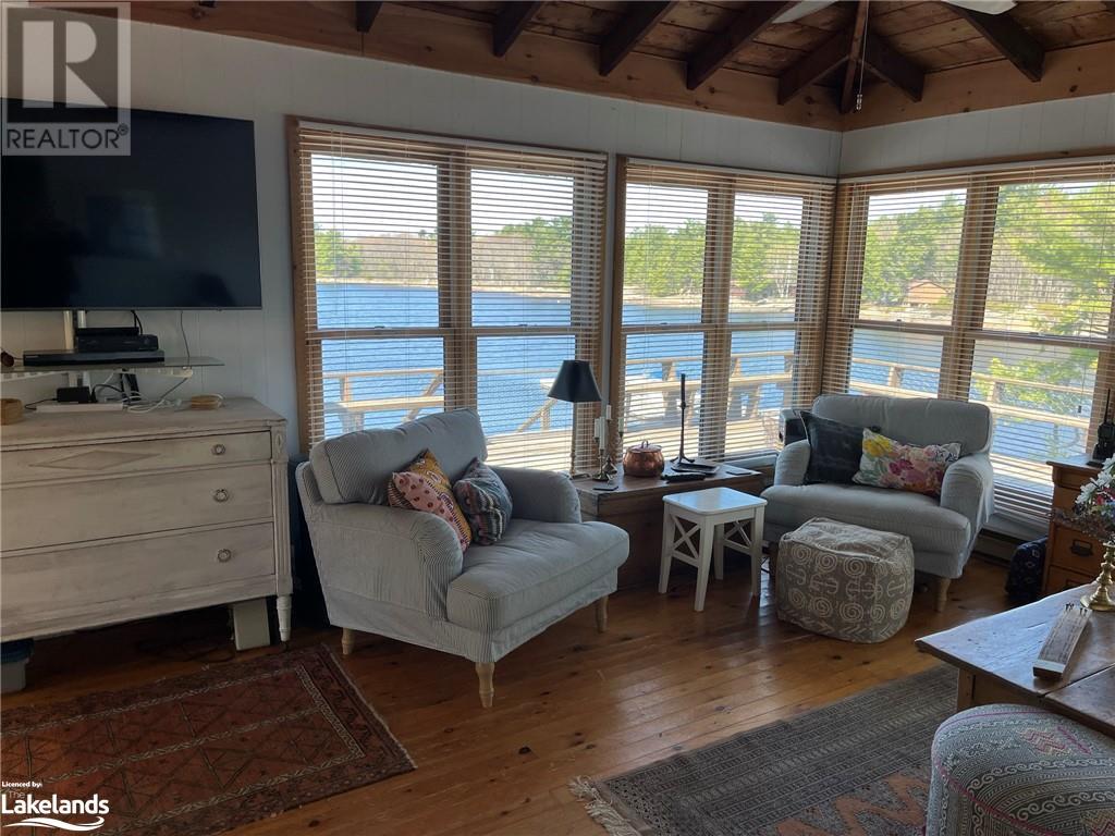 For sale 1260 BAY Island, Pointe au Baril, Ontario P0G1K0