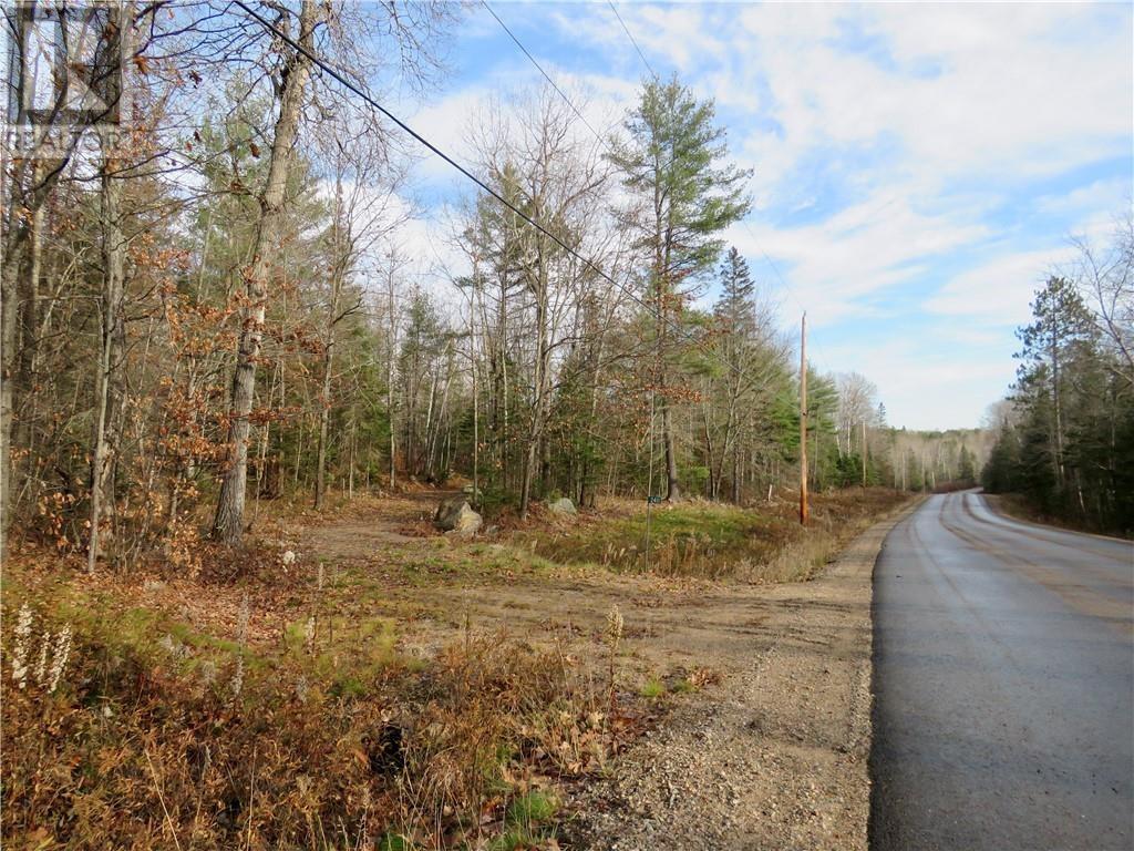 For sale 2411 PAUGH LAKE ROAD, Barry's Bay, Ontario K0J1B0 1343789 REALTOR.ca