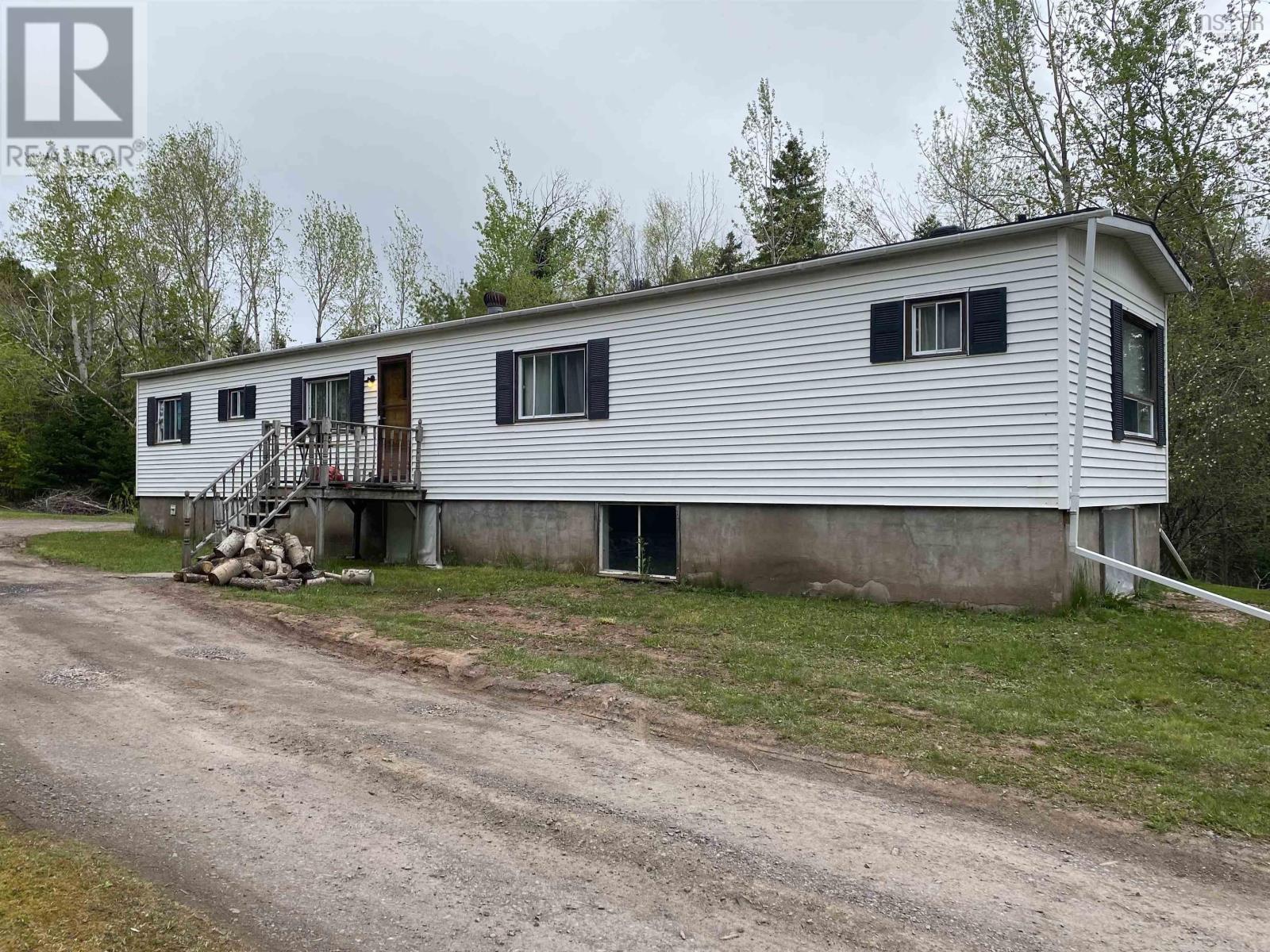 For sale 50 MacDonald Road, Thorburn, Nova Scotia B0K1W0 202307640