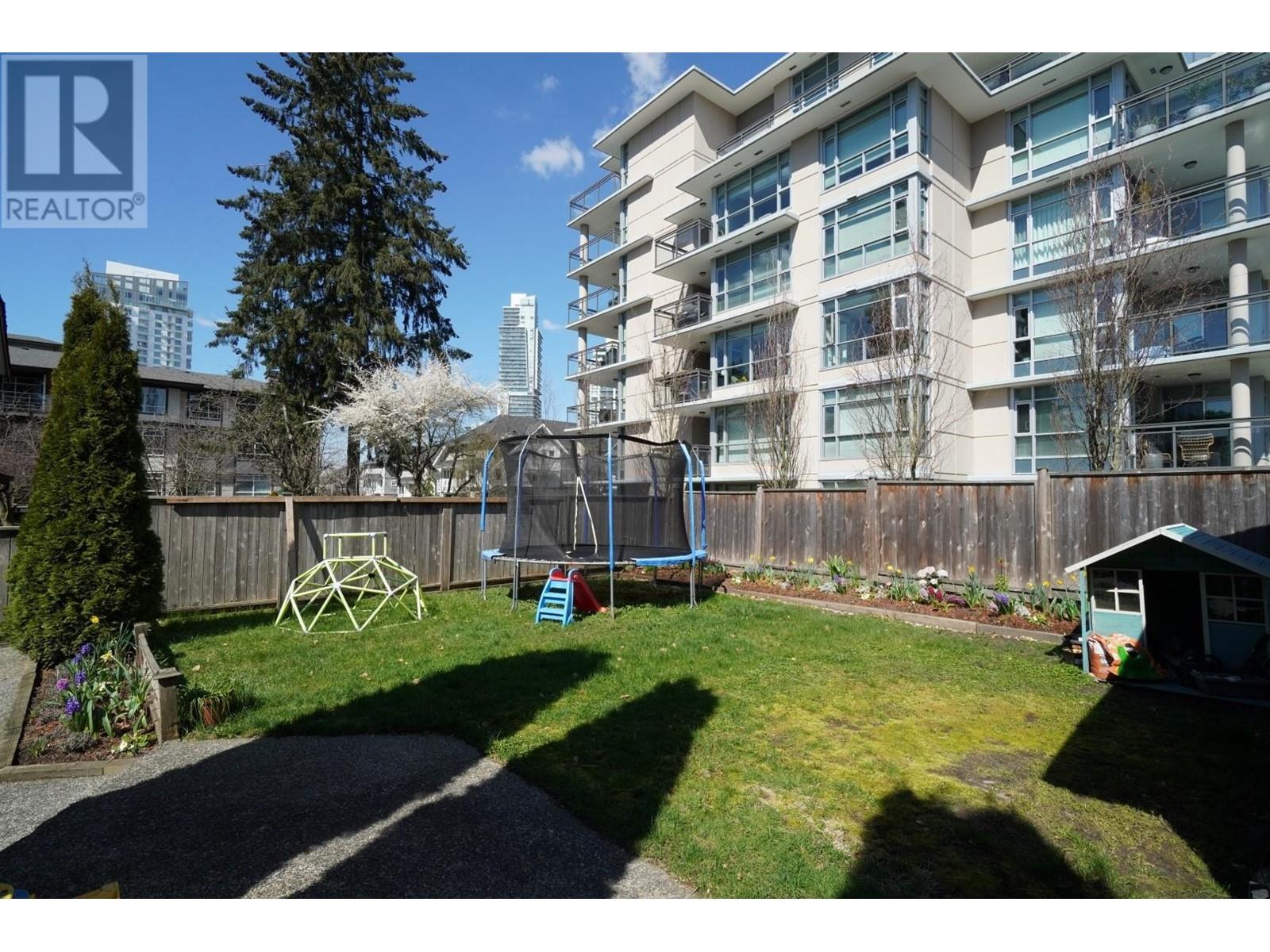 For sale 629 SMITH AVENUE, Coquitlam, British Columbia V3J2W5