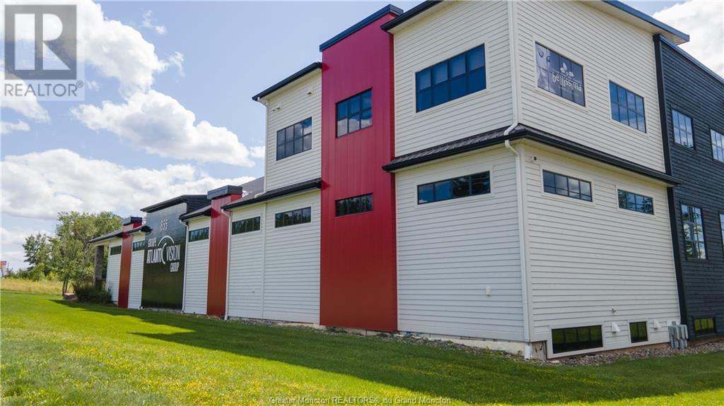 For sale 855 Dieppe BLVD, Dieppe, New Brunswick E1A8S6 M153102