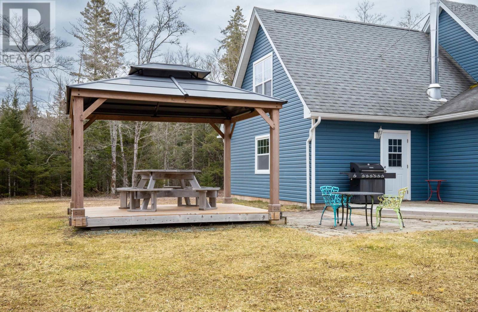 For sale 661 St Andrews River Road, Shubenacadie East, Nova Scotia