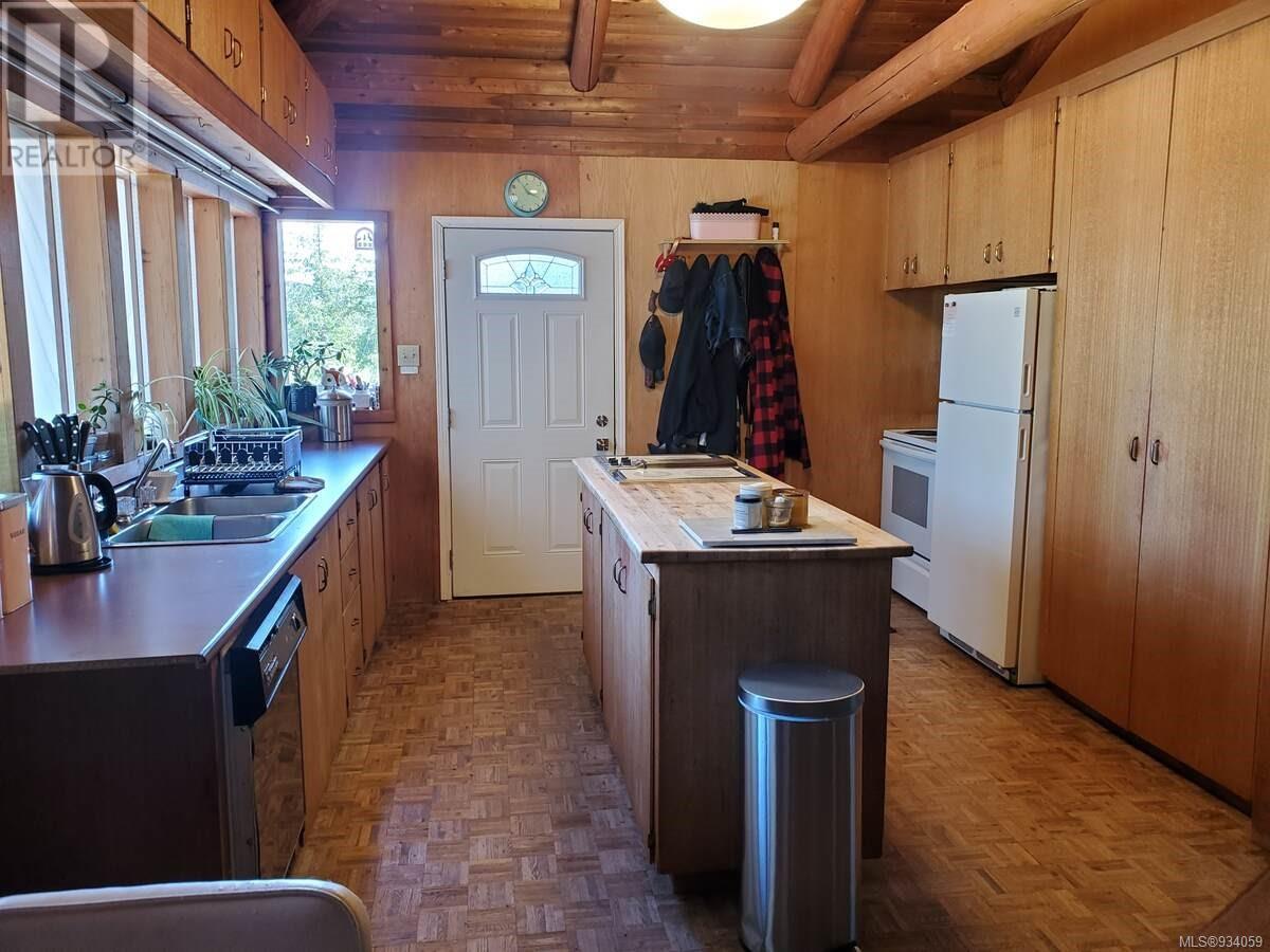 For sale 1586 McKibbon Rd N, Errington, British Columbia V0R1V0