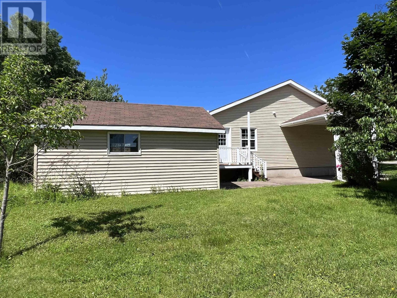 For sale 64 Poplar Street, Stellarton, Nova Scotia B0K1S0 202308130