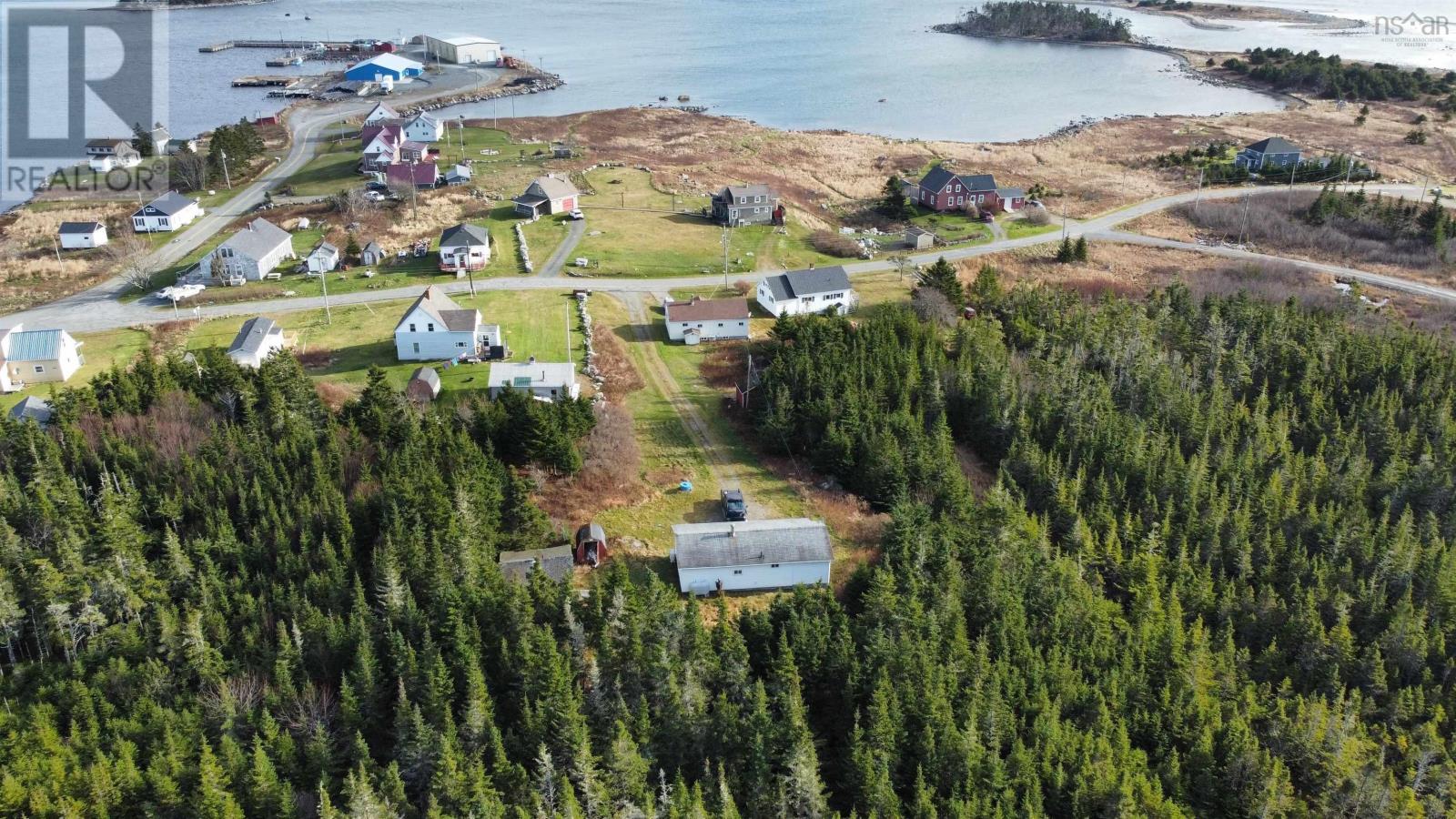 For sale: 22 Beach View Drive, Port Bickerton, Nova Scotia B0J1A0 ...