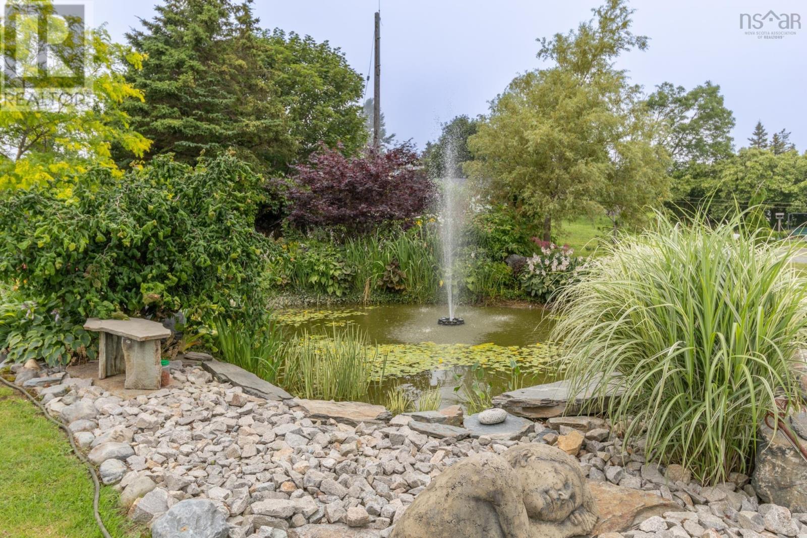 For sale 600 Highway 335, West Pubnico, Nova Scotia B0W3S0 202310307