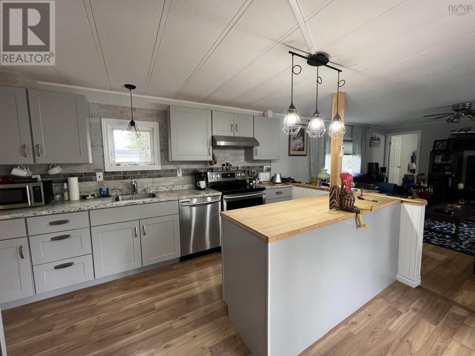 18 Sixth Street, Timber Trails, Lucasville, Nova Scotia B4B1R3 REALTOR.ca