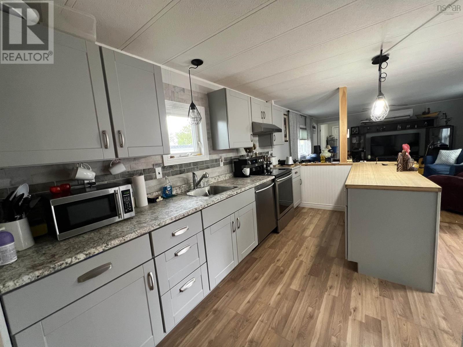 18 Sixth Street, Timber Trails, Lucasville, Nova Scotia B4B1R3 REALTOR.ca