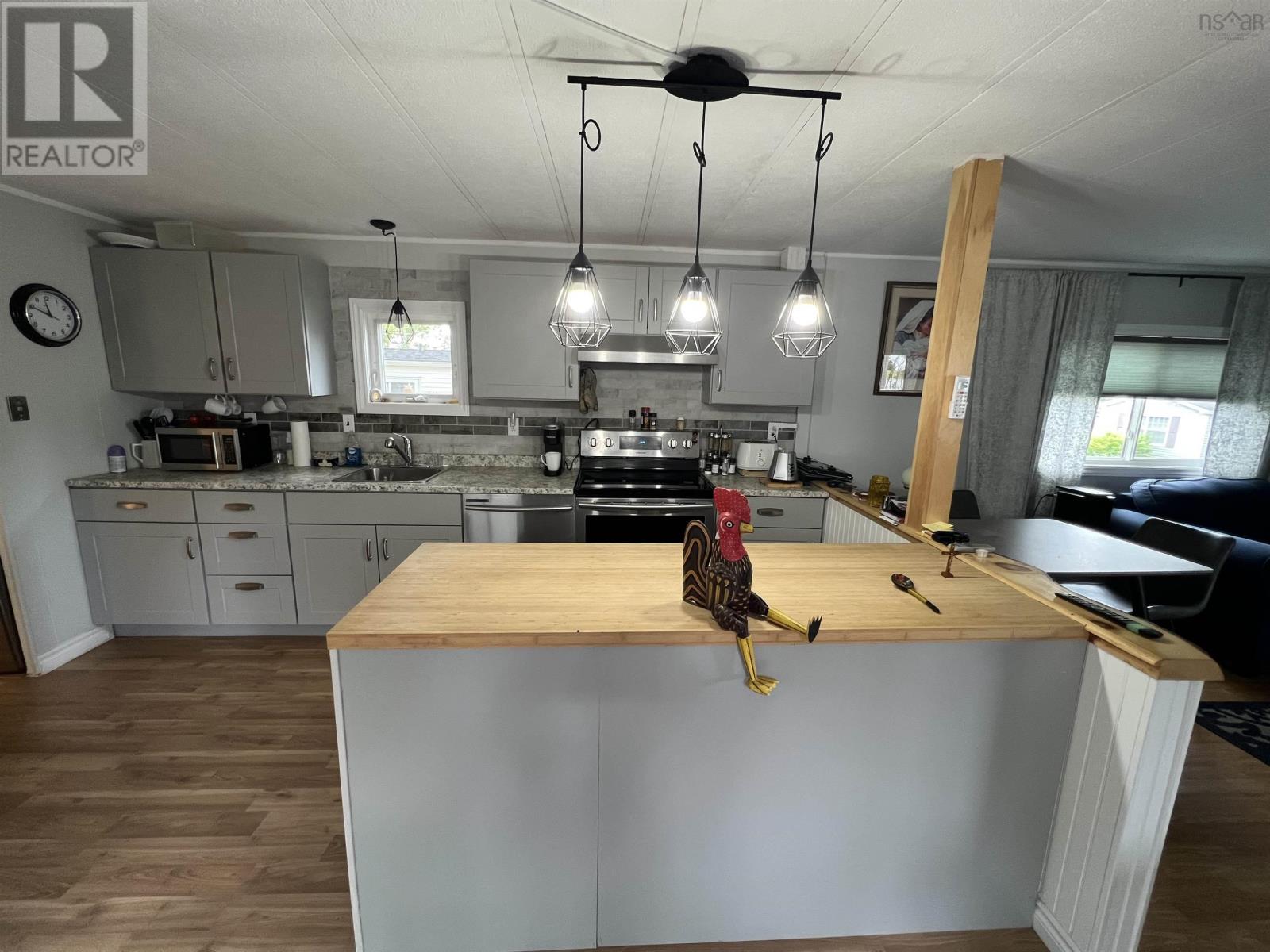 18 Sixth Street, Timber Trails, Lucasville, Nova Scotia B4B1R3 REALTOR.ca