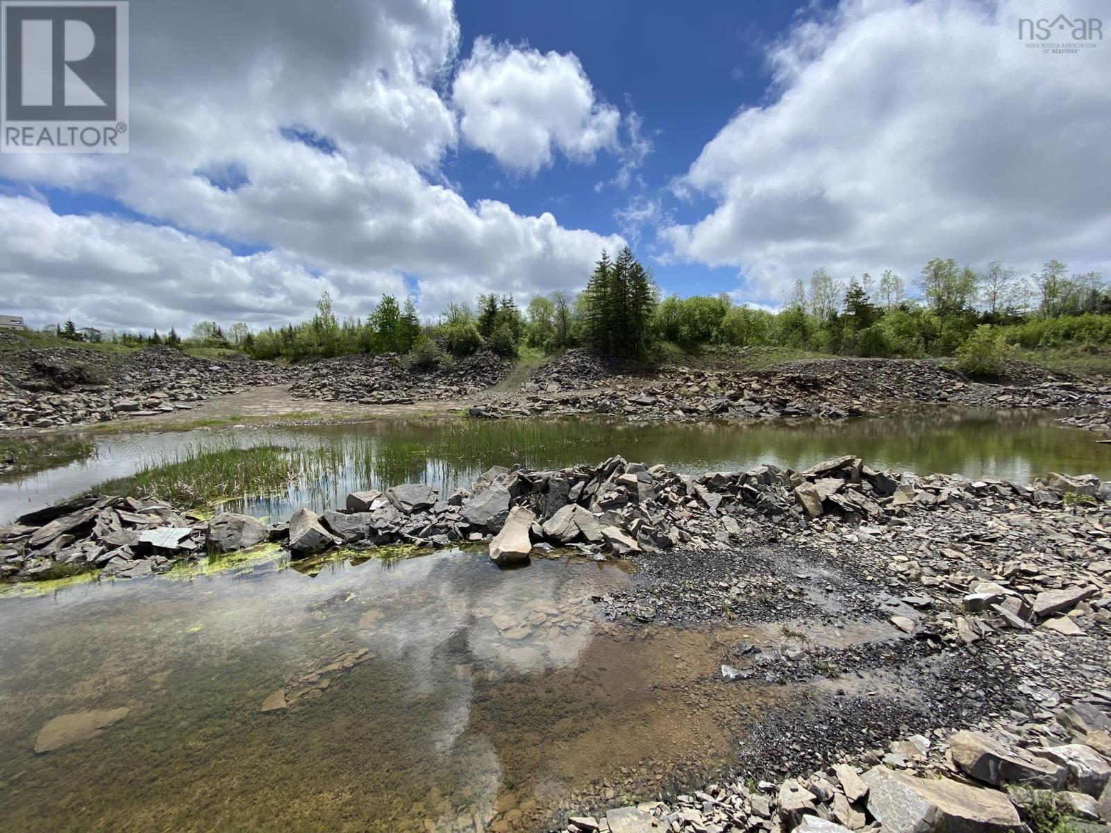 For sale 680 Conrod Road, Middle Musquodoboit, Nova Scotia B0N1X0