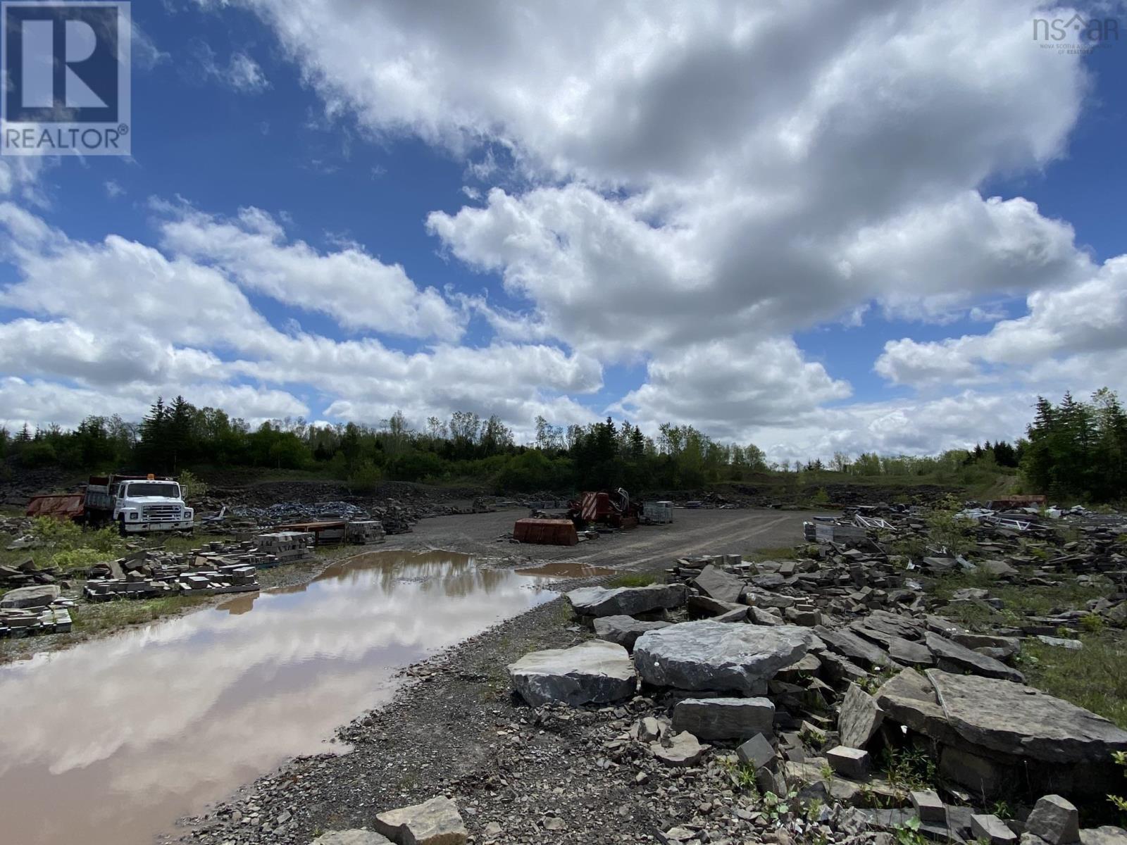 For sale 680 Conrod Road, Middle Musquodoboit, Nova Scotia B0N1X0