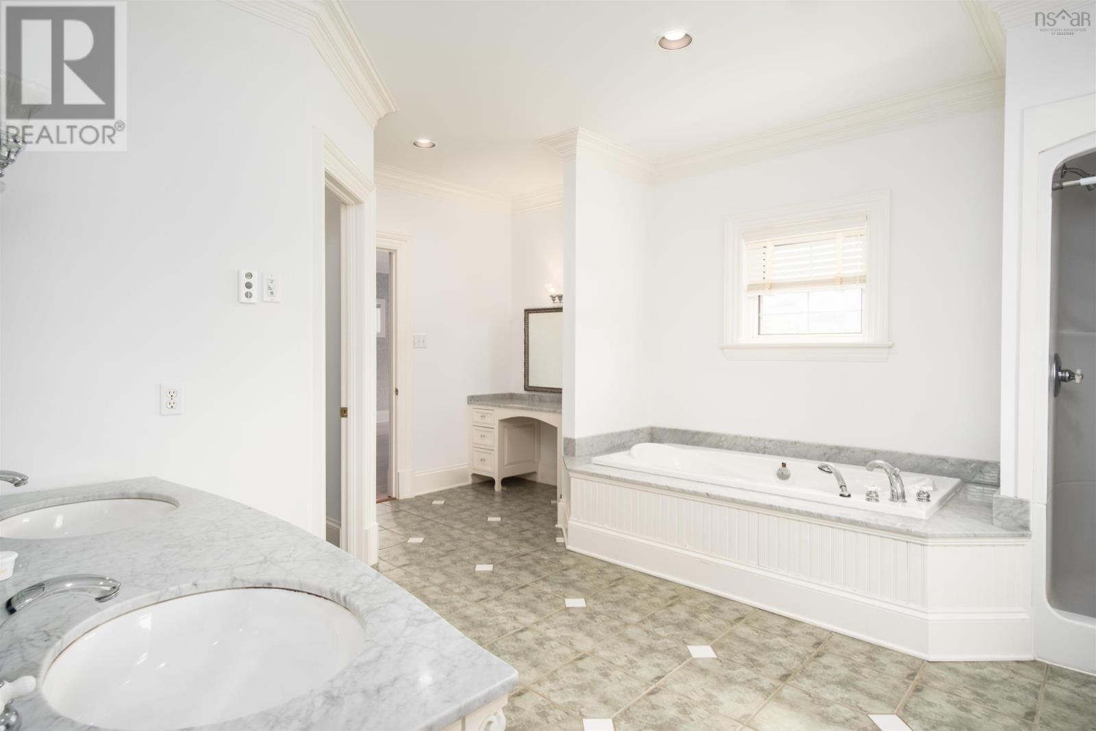 For sale 1 Harbour View Court, Antigonish Landing, Nova Scotia B2G0A7